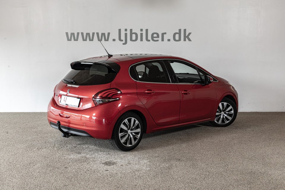 Peugeot 208 1,5 BlueHDi 100 Prestige Sky 5d