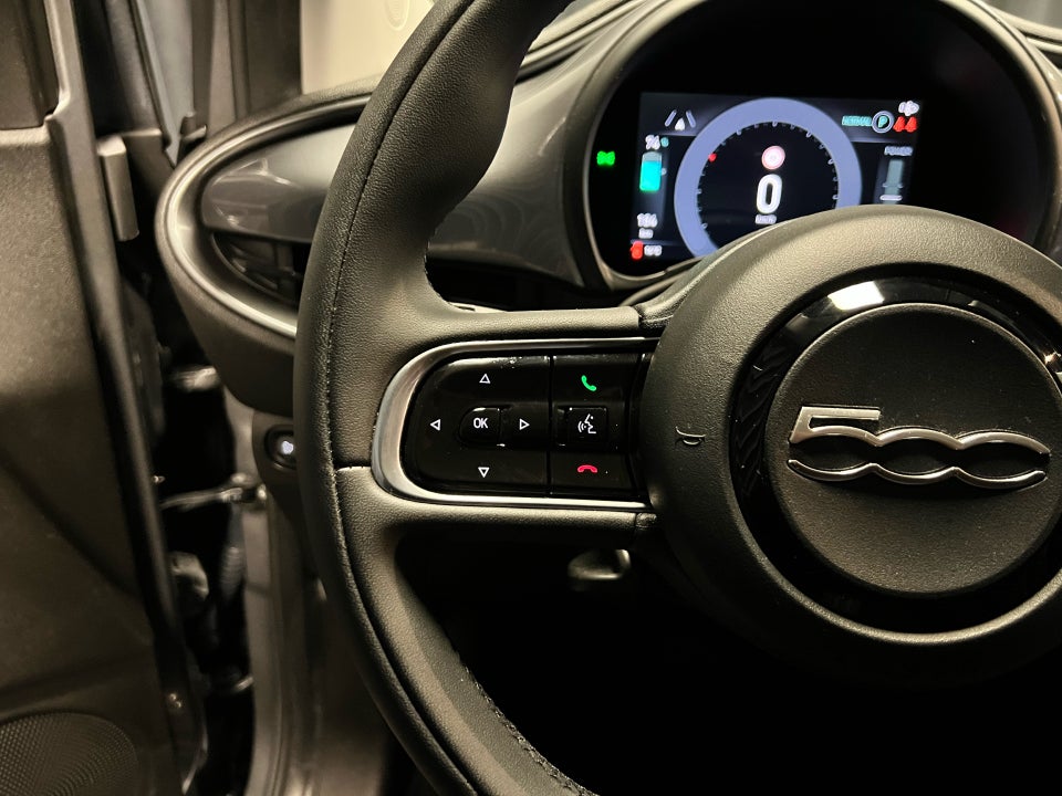 Fiat 500e 42 Icon 3d