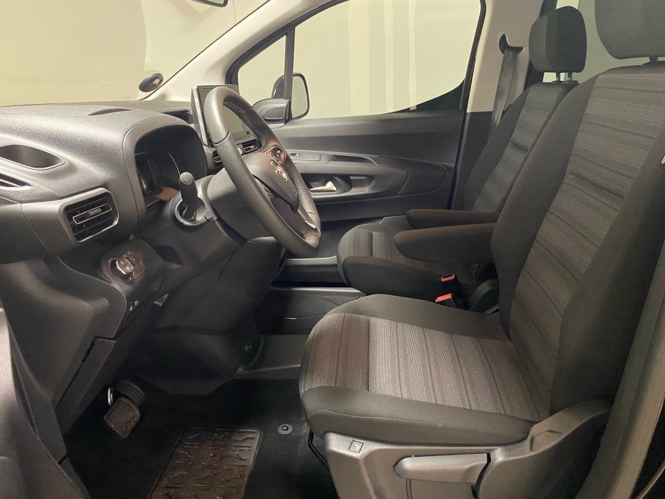 Opel Combo-e Life 50 Elegance+ L2 7prs 5d