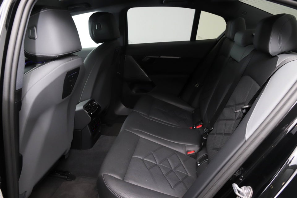 BMW i5 eDrive40 Sport Line 4d