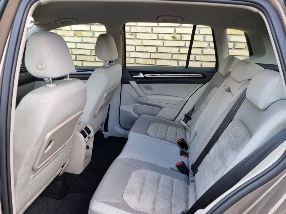 VW Golf Sportsvan 1,4 TSi 125 Highline BMT 5d