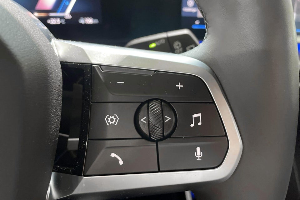 BMW iX1 eDrive20 M-Sport 5d