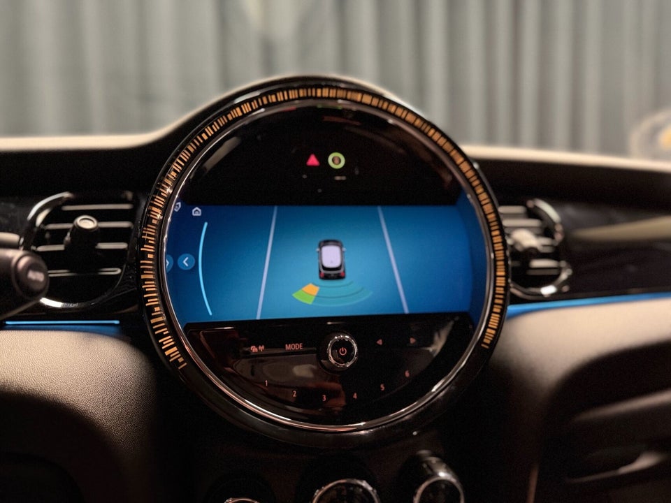 MINI Cooper SE Classic Trim 3d