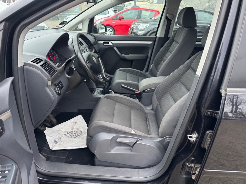 VW Touran 1,9 TDi 100 Trendline 7prs 5d