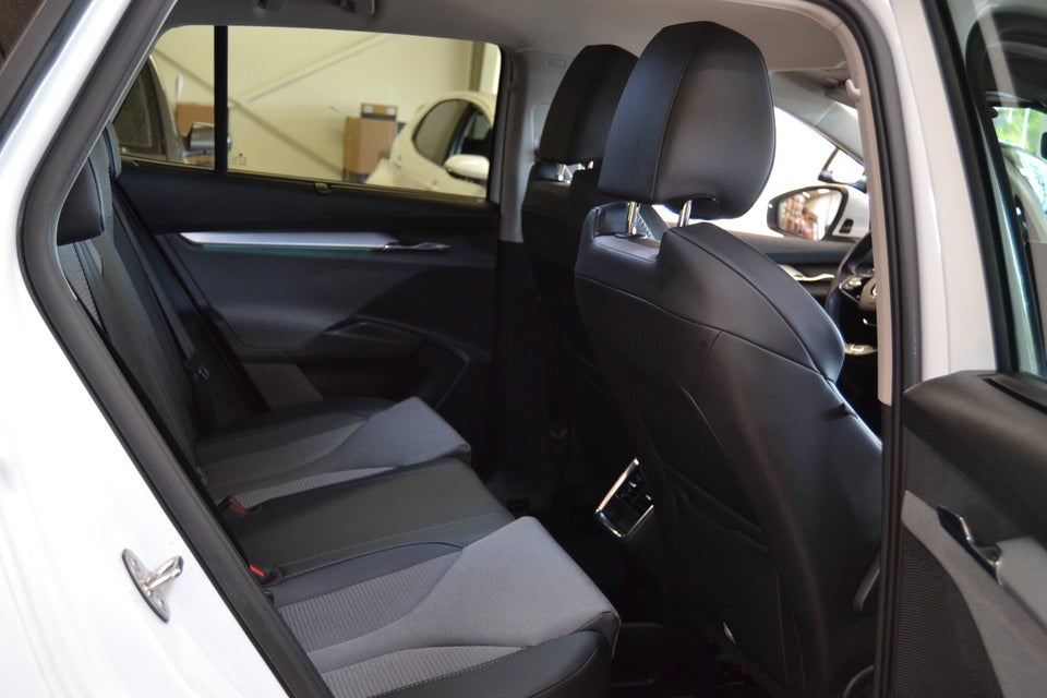 Skoda Enyaq 80 iV Loft 5d