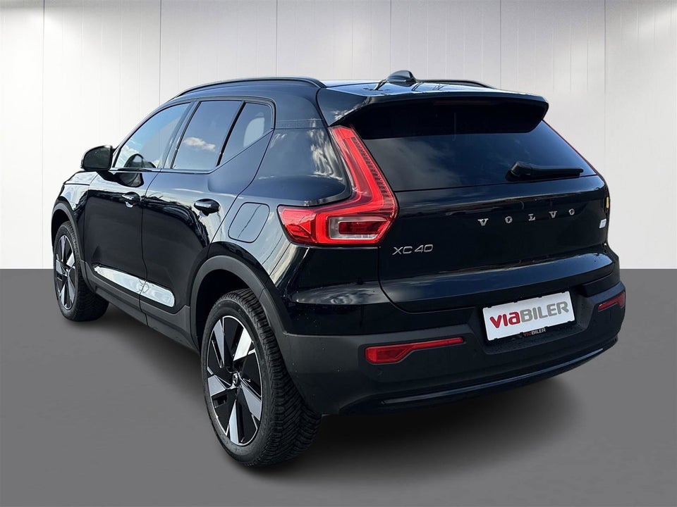 Volvo XC40 ReCharge Extended Range Plus 5d