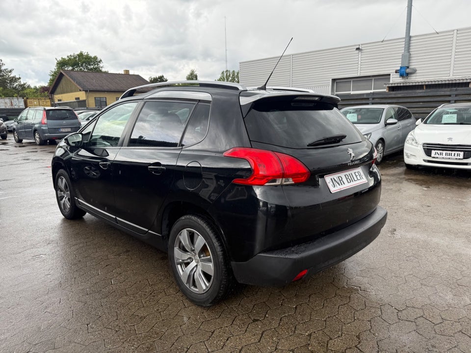 Peugeot 2008 1,2 VTi 82 Active 5d
