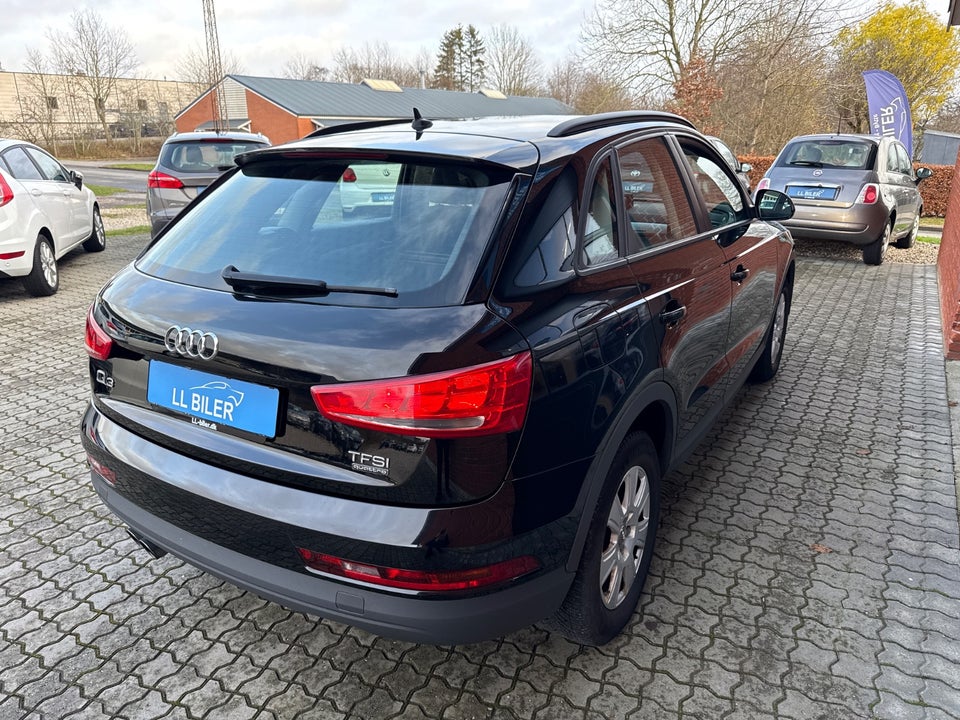 Audi Q3 2,0 TFSi 180 Design quattro S-tr. Van 5d