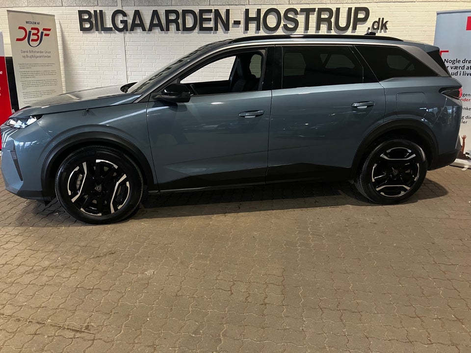 Peugeot e-5008 77 Allure 7prs 5d