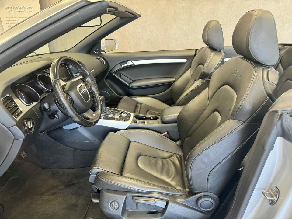 Audi A5 2,0 TFSi 211 Cabriolet quattro S-tr. 2d
