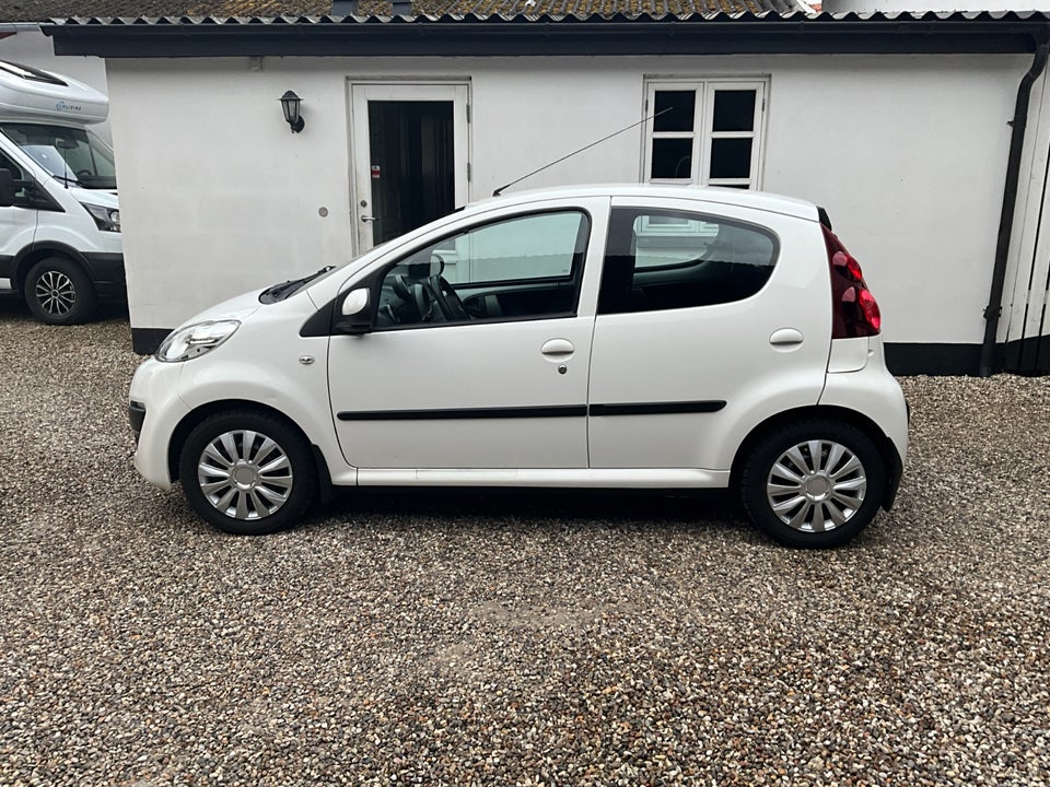 Peugeot 107 1,0 Active 5d