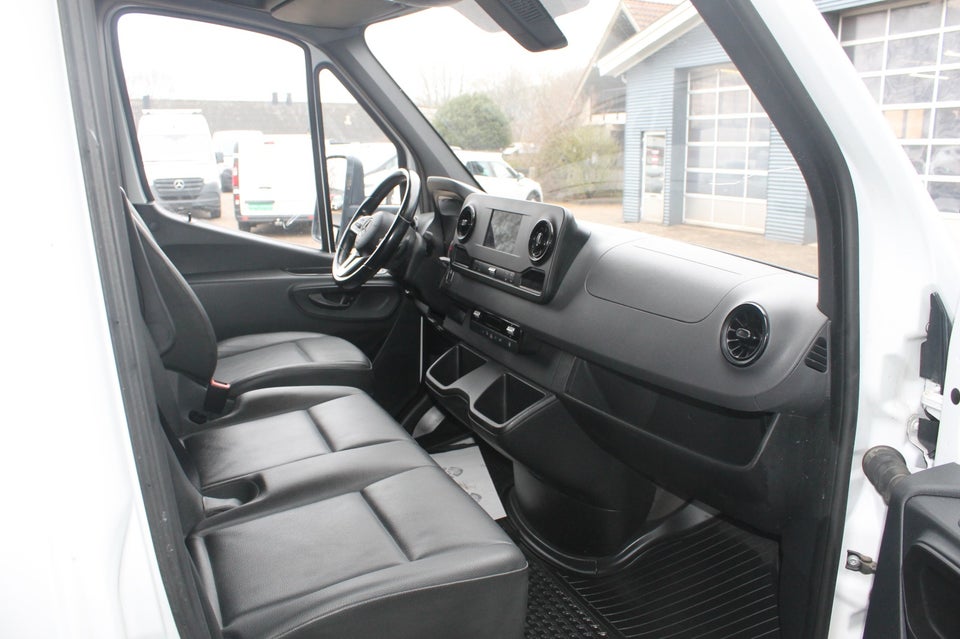 Mercedes Sprinter 214 2,2 CDi A2 Chassis aut. FWD 2d