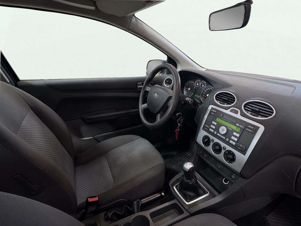 Ford Focus 1,6 Ti-VCT Ghia 4d