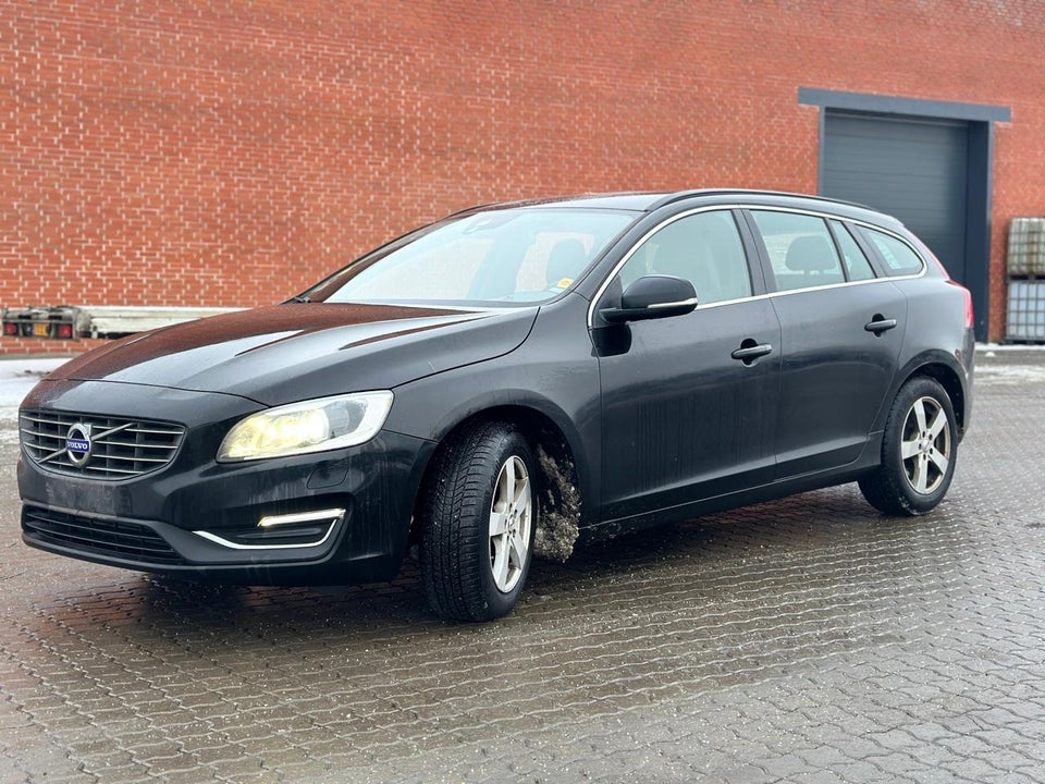Volvo V60 2,0 D4 190 Momentum 5d