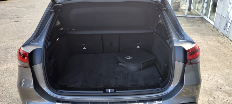 Mercedes EQA250+ Progressive 5d