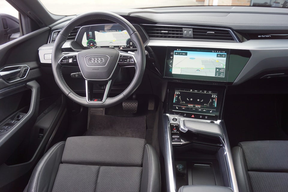 Audi e-tron 55 Advanced quattro 5d