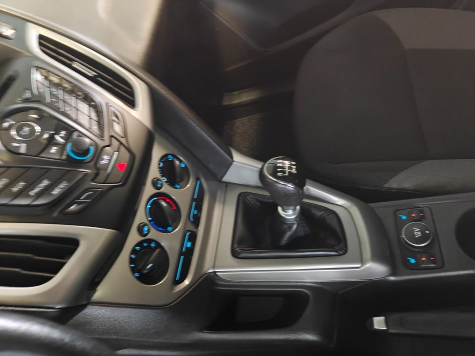 Ford Focus 1,6 TDCi 115 Trend stc. 5d