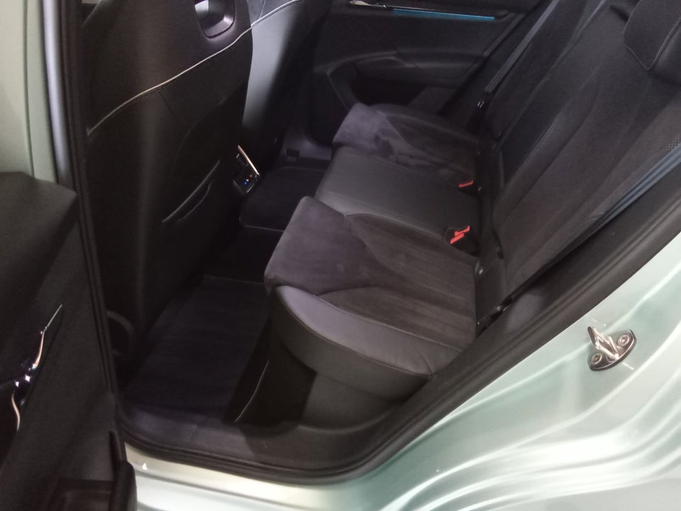 Skoda Enyaq 80x iV Sportline 5d