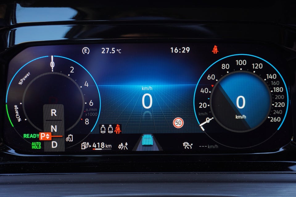 VW Golf VIII 1,4 eHybrid DSG 5d