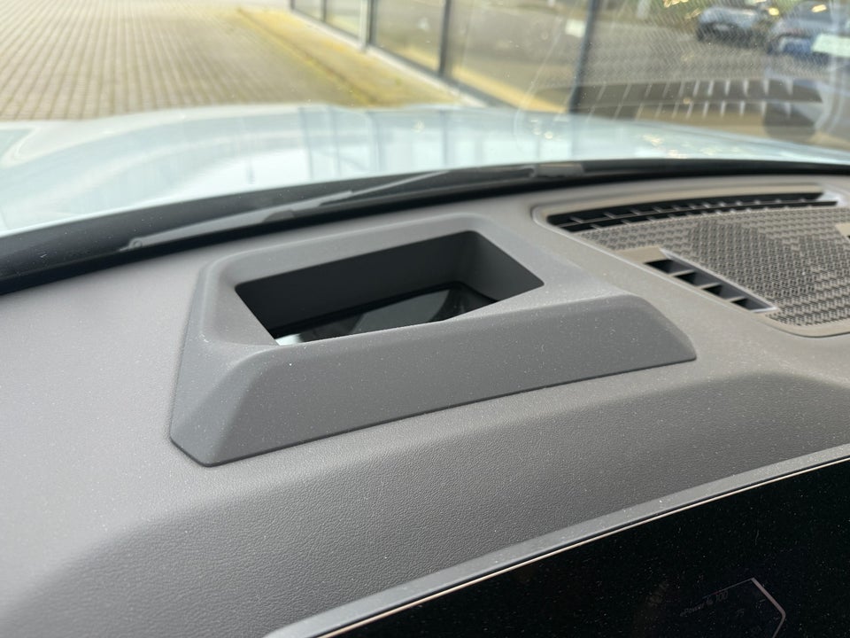 BMW iX2 xDrive30 Fully Charged 5d