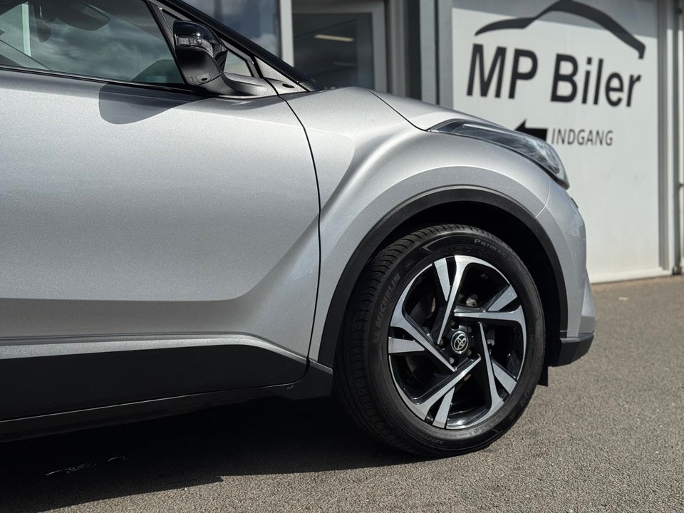 Toyota C-HR 1,8 Hybrid C-HIC CVT 5d
