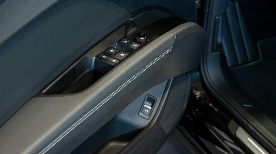 Audi Q4 e-tron 40 Advanced S-line 5d