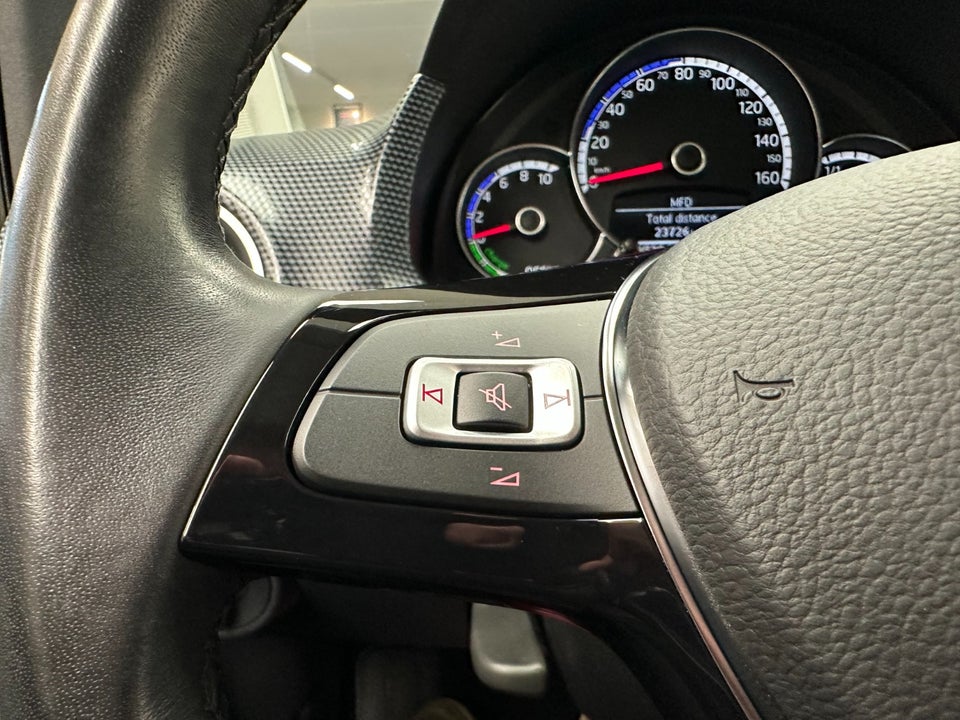 VW e-Up! Move Up! 5d