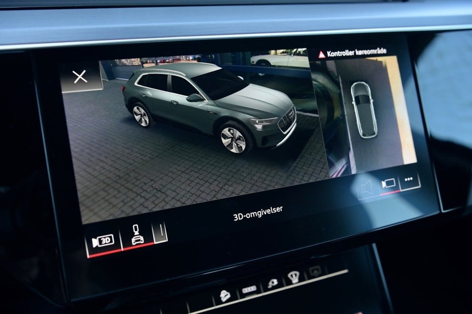 Audi e-tron 55 S-line quattro 5d