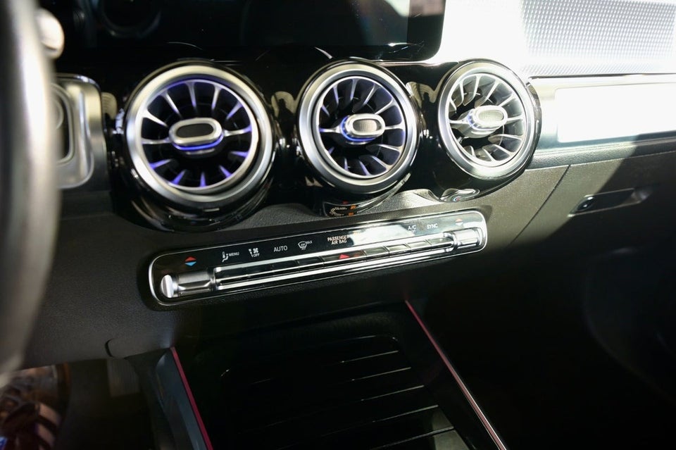 Mercedes GLB200 d 2,0 Progressive Line aut. 5d