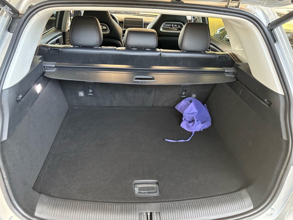 MG EHS 1,5 PHEV Luxury 5d