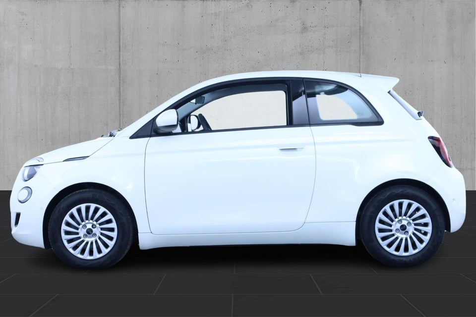 Fiat 500e 24 Action 3d