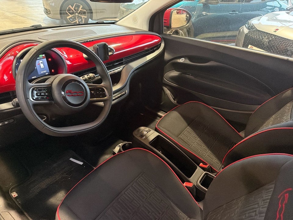 Fiat 500e 42  3d