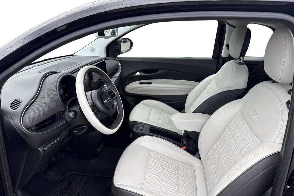 Fiat 500e 42 la Prima by Bocelli 3d