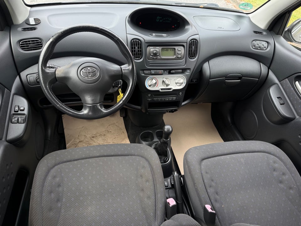 Toyota Yaris Verso 1,4 D-4D Luna 5d