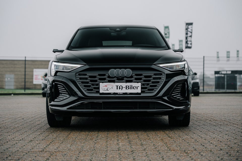 Audi Q8 e-tron 50 S-line Sportback quattro 5d