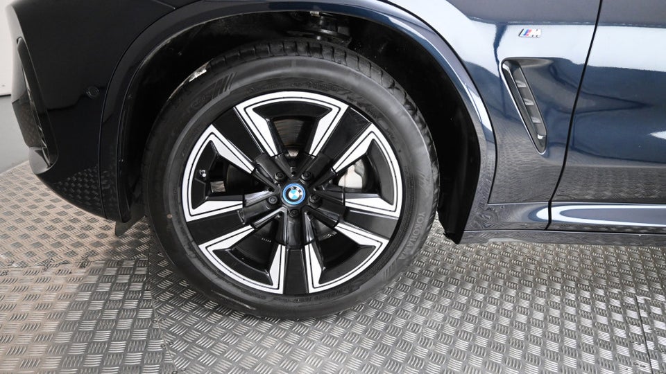 BMW iX3 Charged M-Sport 5d