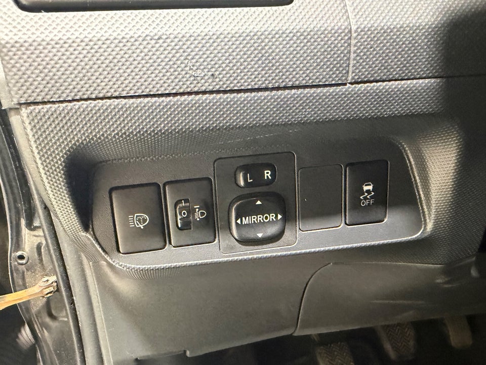 Toyota Auris 1,6 Luna 5d