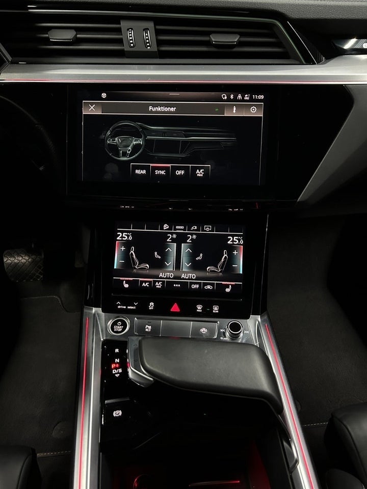 Audi e-tron 55 S-line Sportback quattro 5d