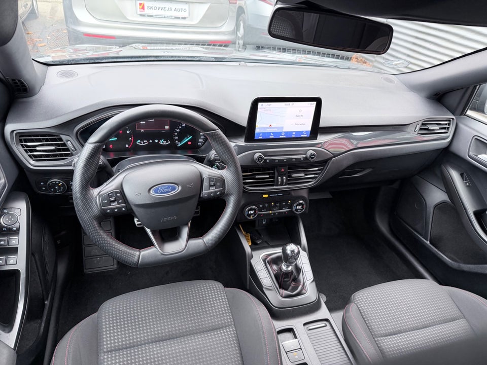 Ford Focus 1,0 EcoBoost mHEV ST-Line 5d