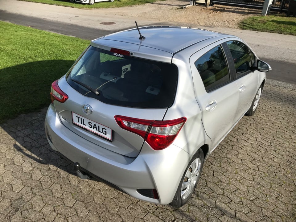 Toyota Yaris 1,0 VVT-i T2 5d