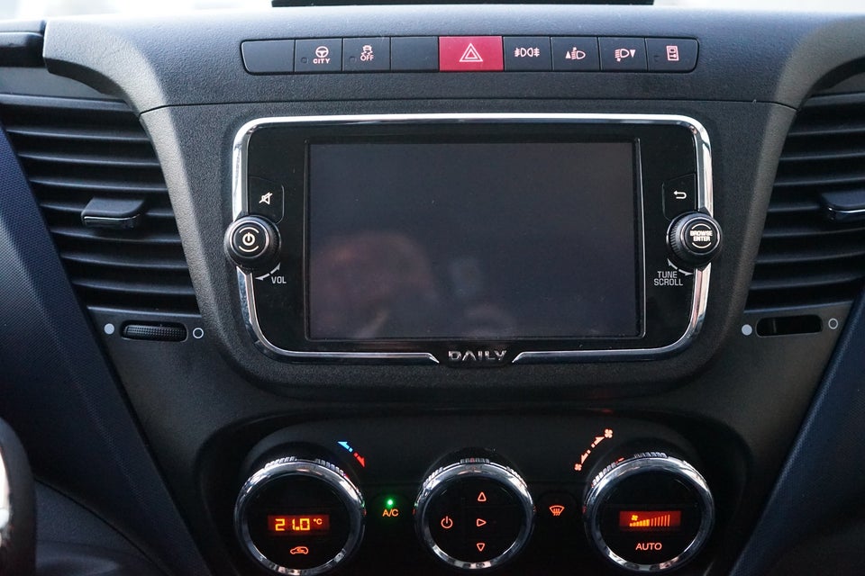 Iveco Daily 2,3 35S16 16m³ Van AG8