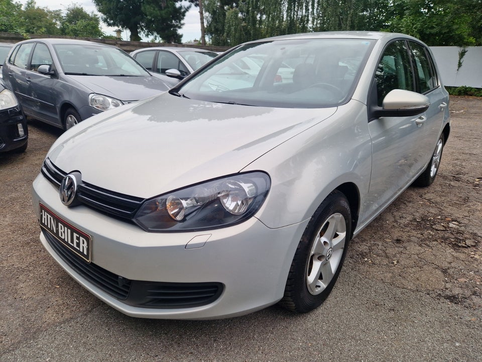 VW Golf VI 1,6 TDi 90 Trendline 5d