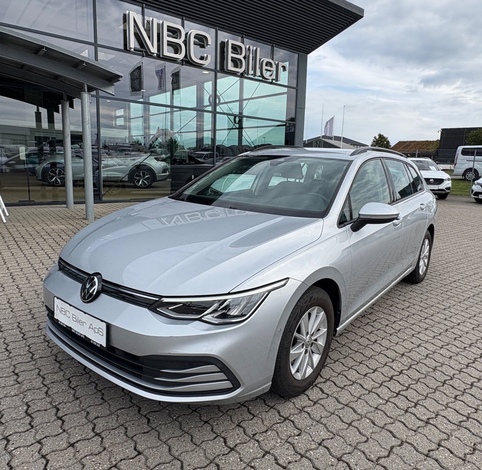 VW Golf VIII 1,5 eTSi 130 Life Variant DSG 5d