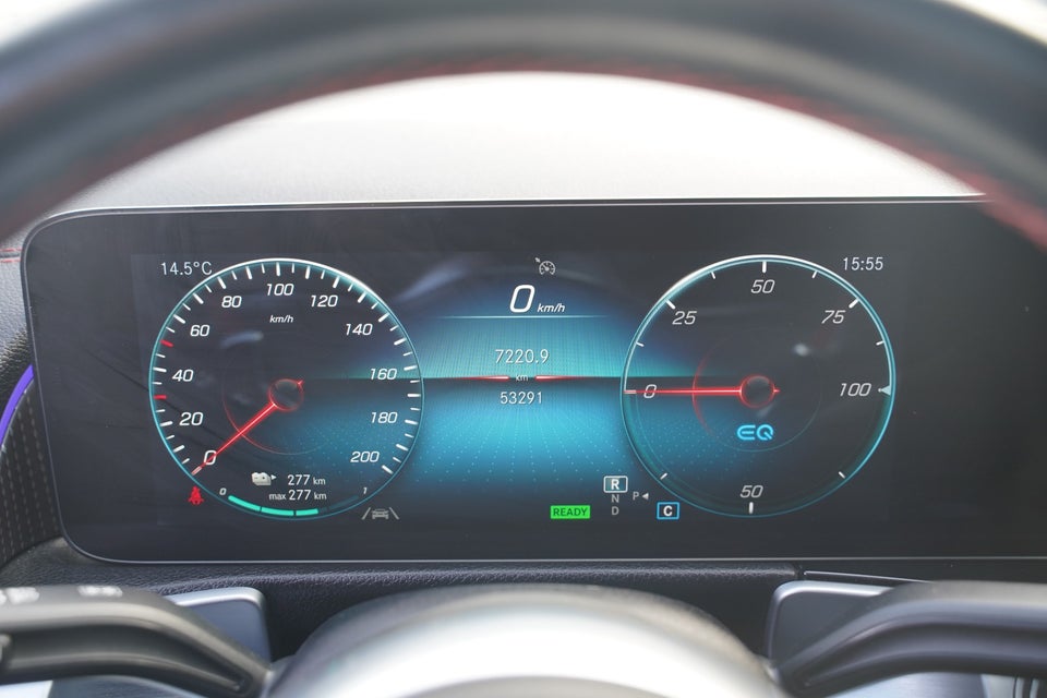 Mercedes EQB300 AMG Line 4Matic 5d