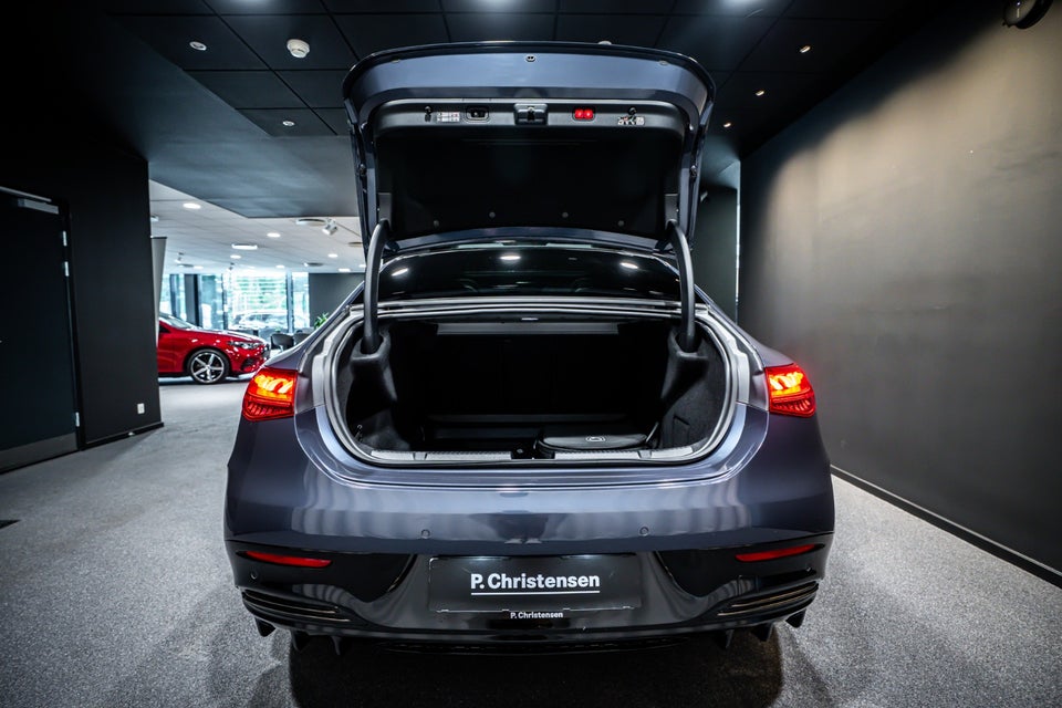 Mercedes EQE350+ AMG Edition 4d