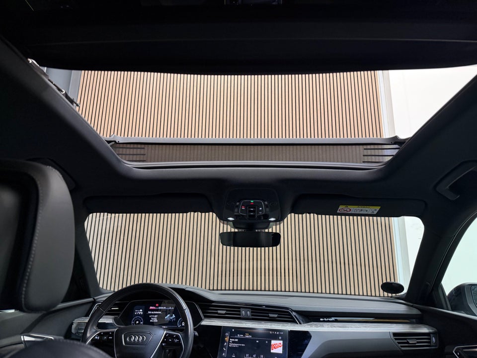 Audi e-tron 55 S-line quattro 5d