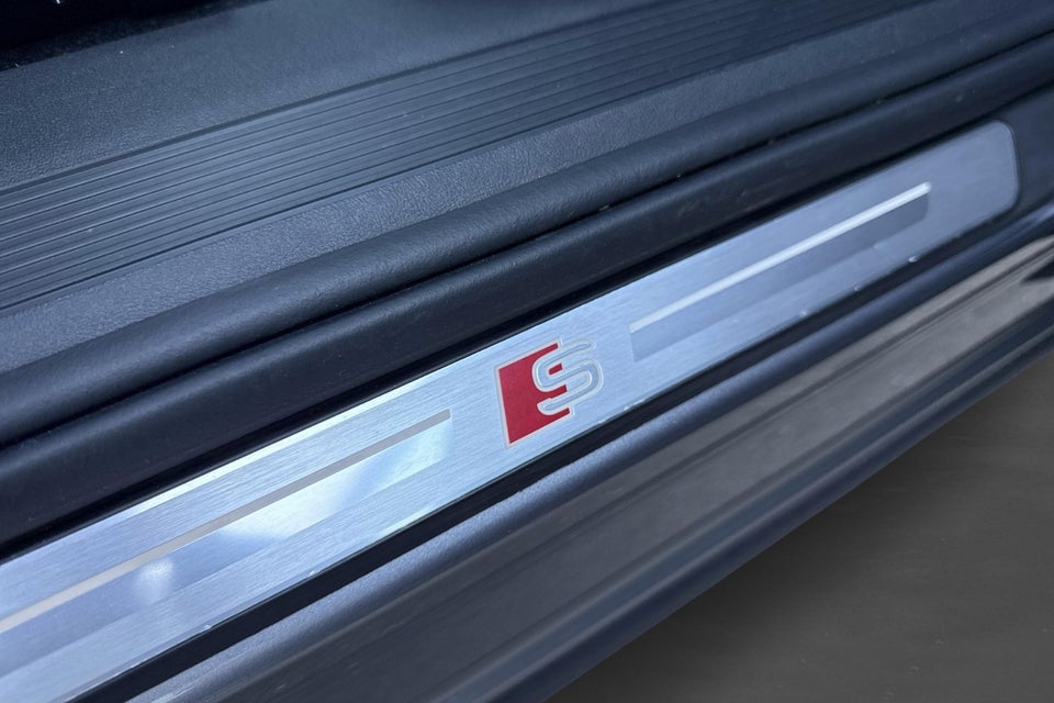 Audi Q4 e-tron 40 Attitude 5d