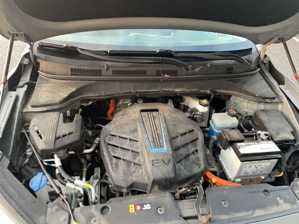Hyundai Kona 64 EV Advanced 5d