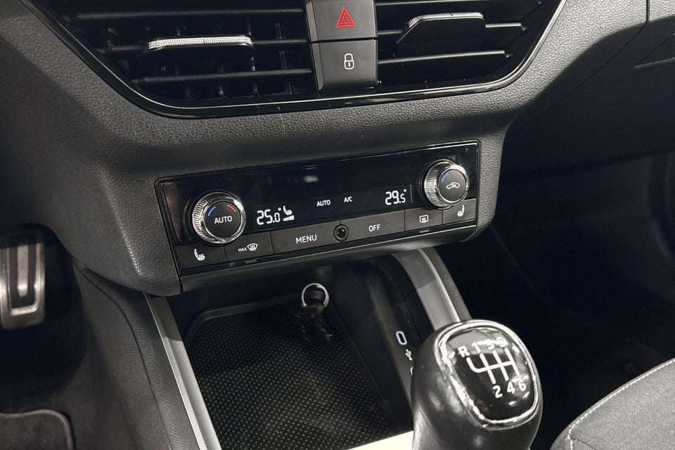 Skoda Scala 1,0 TSi 115 Ambition 5d