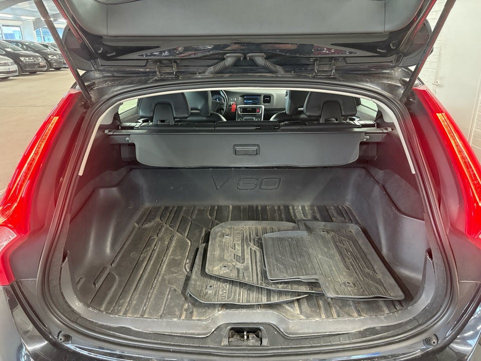 Volvo V60 1,6 DRIVe Summum 5d